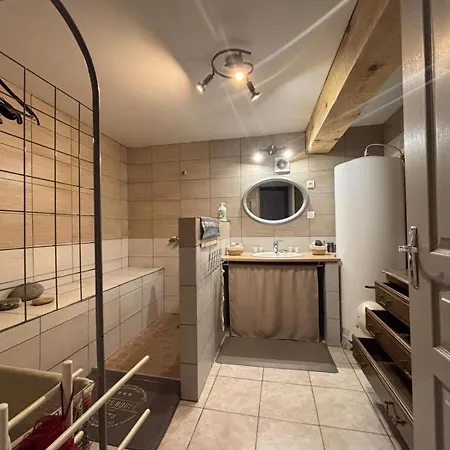 Maison De Montagne 度假居 Sarrance